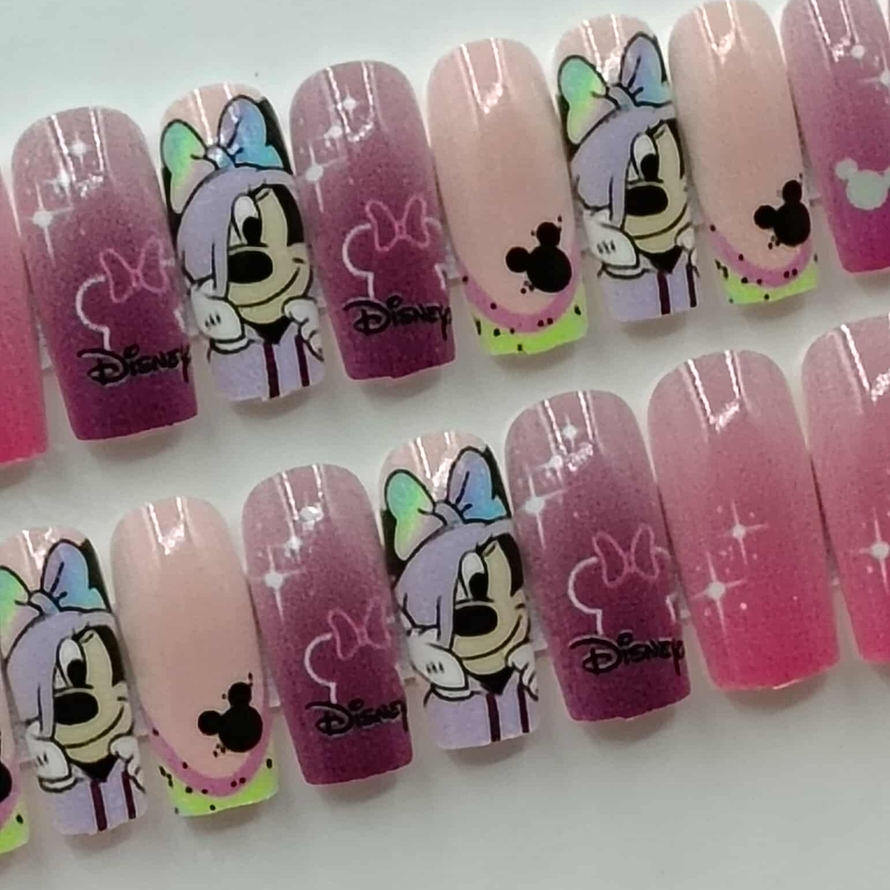 Minnie  Press On Nails